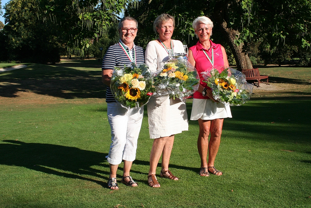 Sieger der Damen v.l. Marita Giesen, Sigrid Wiechmann, Jutta Geike
