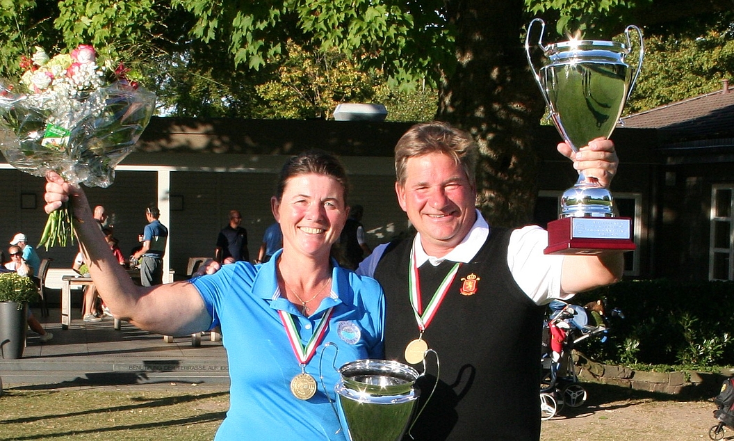 Siegerin NRW-AK 50:Gabi Dietrich(Hösel)Sieger NRW-AK50:Ulrich Schulte (Bochumer GC)