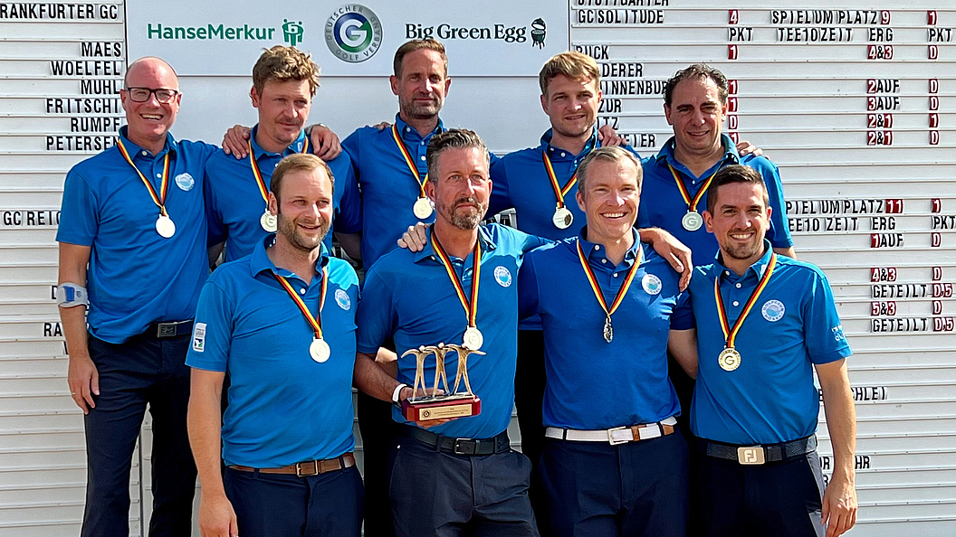 Jubel über den Titel: GC Hösel AK 30 (© privat)
